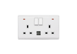 LONDON ДВОЕН Контакт с 2Р СВ.КЛЮЧ + USB БЯЛ