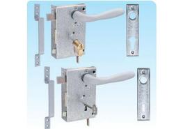 Брава кована лява с дръжки