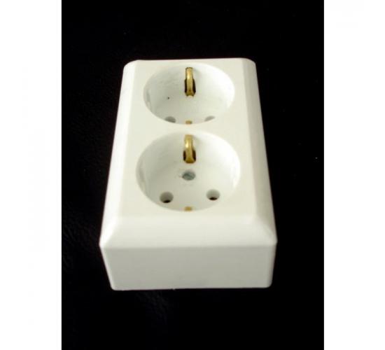 Контакт открит монтаж двоен бял Технил main image