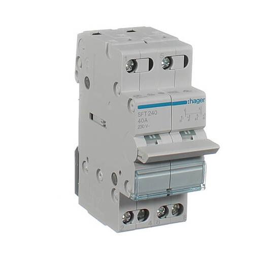 Трипозиционен ( I - 0 - II ) разединителен прекъсвач (УМ шалтер) SFT240 от HAGER. Номинален ток 40 A, работно напрежение до 230 V. За монтаж на DIN шина. main image